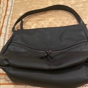 Simply Vera Black Women's Bag, PU Leather, lots of pockets, great condition